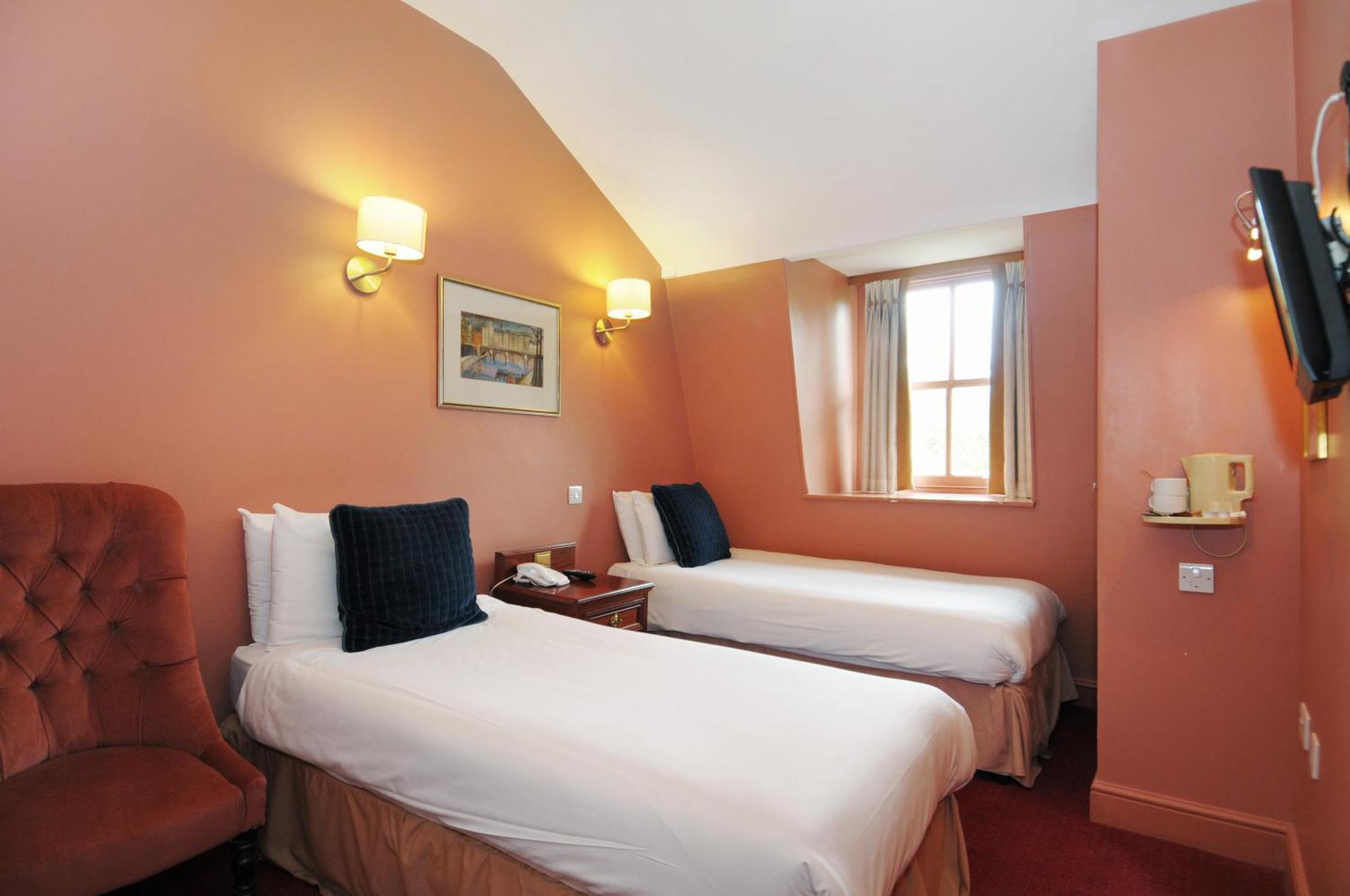 Grand Concerto Hotel London Exterior photo