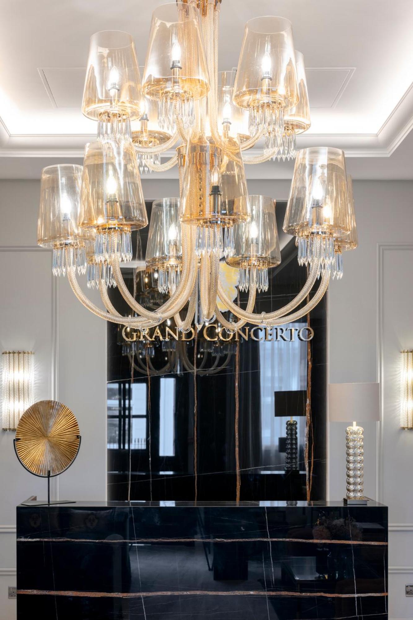 Grand Concerto Hotel London Exterior photo